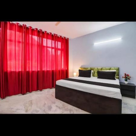 Hotel Day Night Inn New Delhi Eksteriør billede